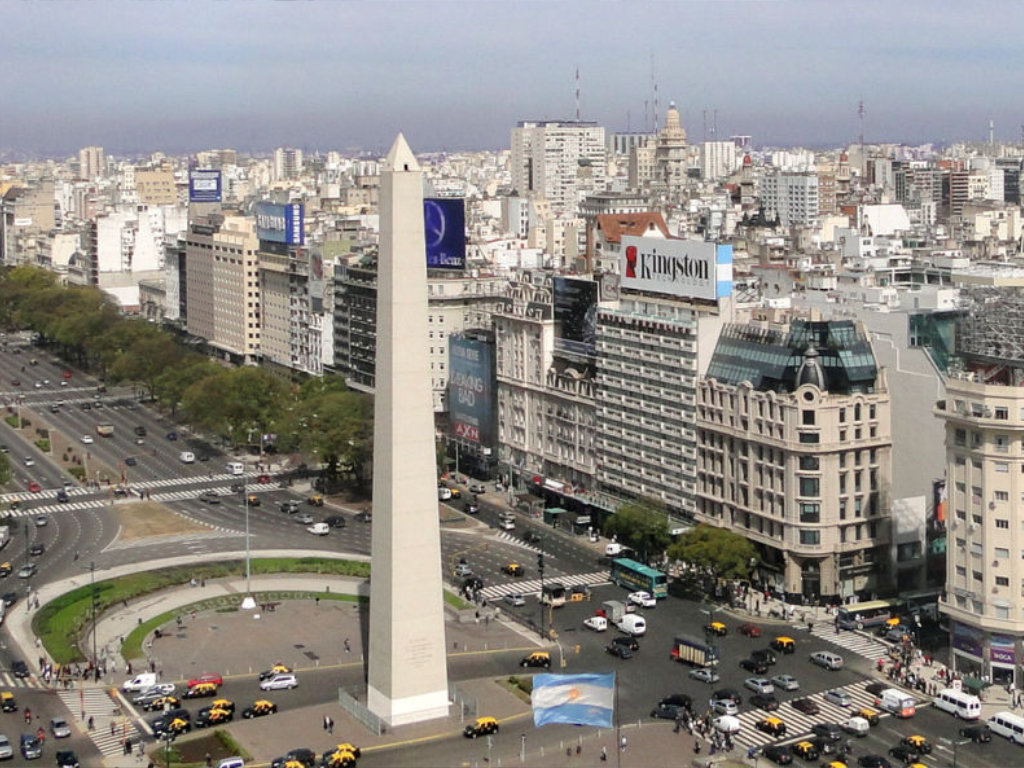 Primera empresa de asesoramiento informático