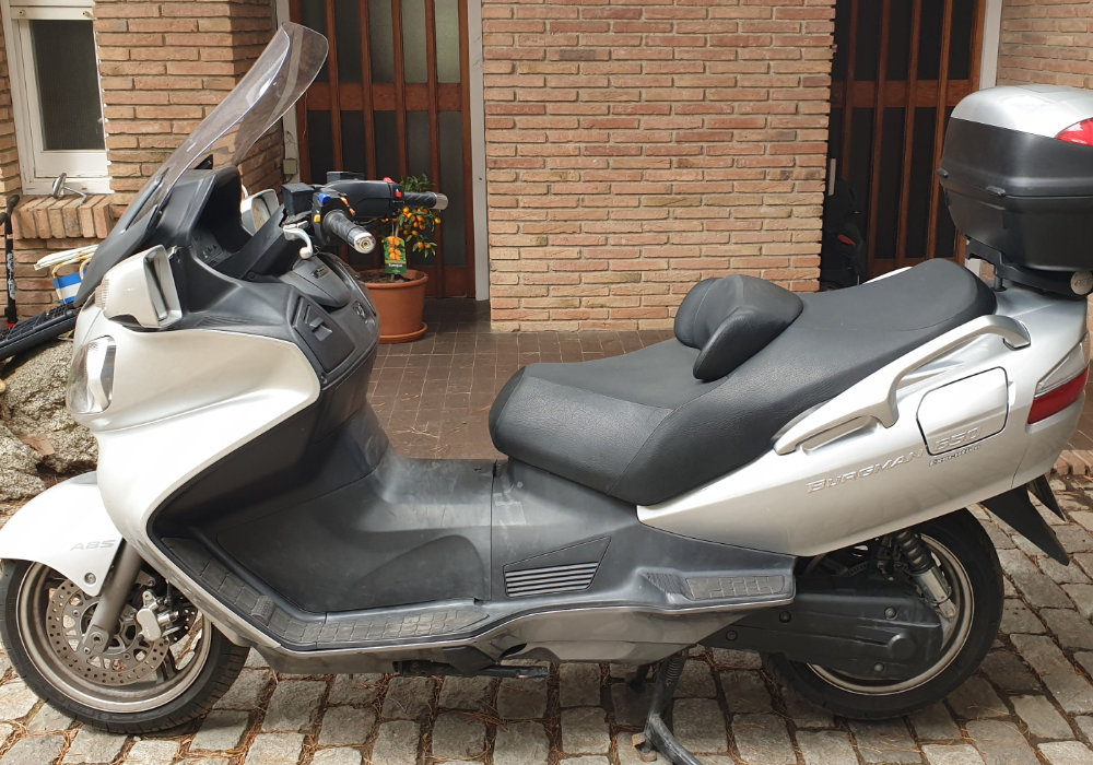 Suzuki Burgman 650 Executive
